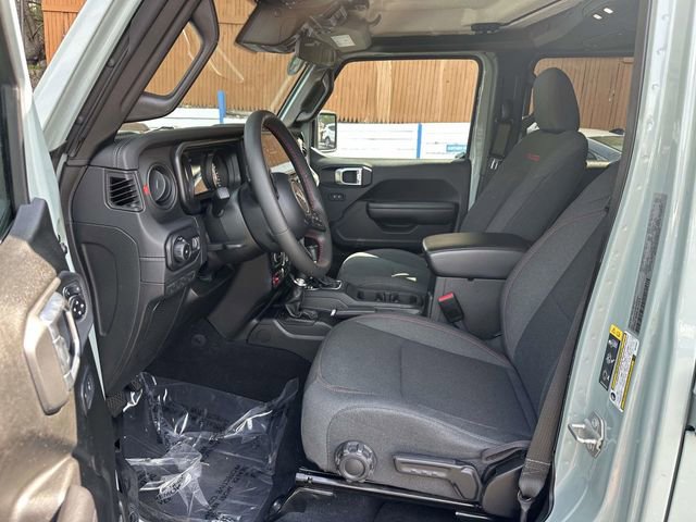 Used 2024 Jeep Wrangler Unlimited Rubicon image 16