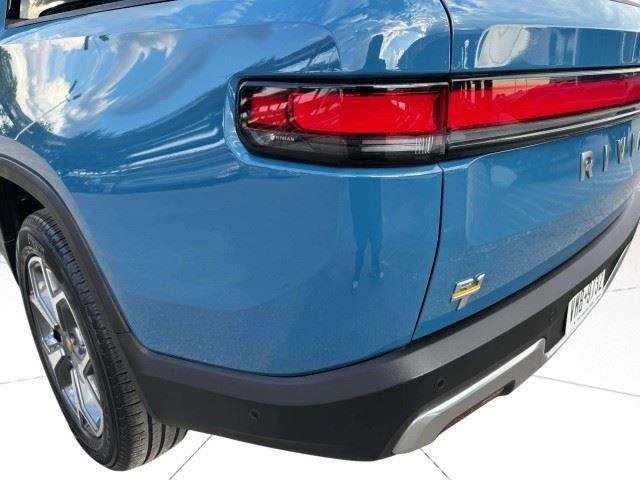 Used 2022 Rivian R1T Adventure AWD/4WD image 17
