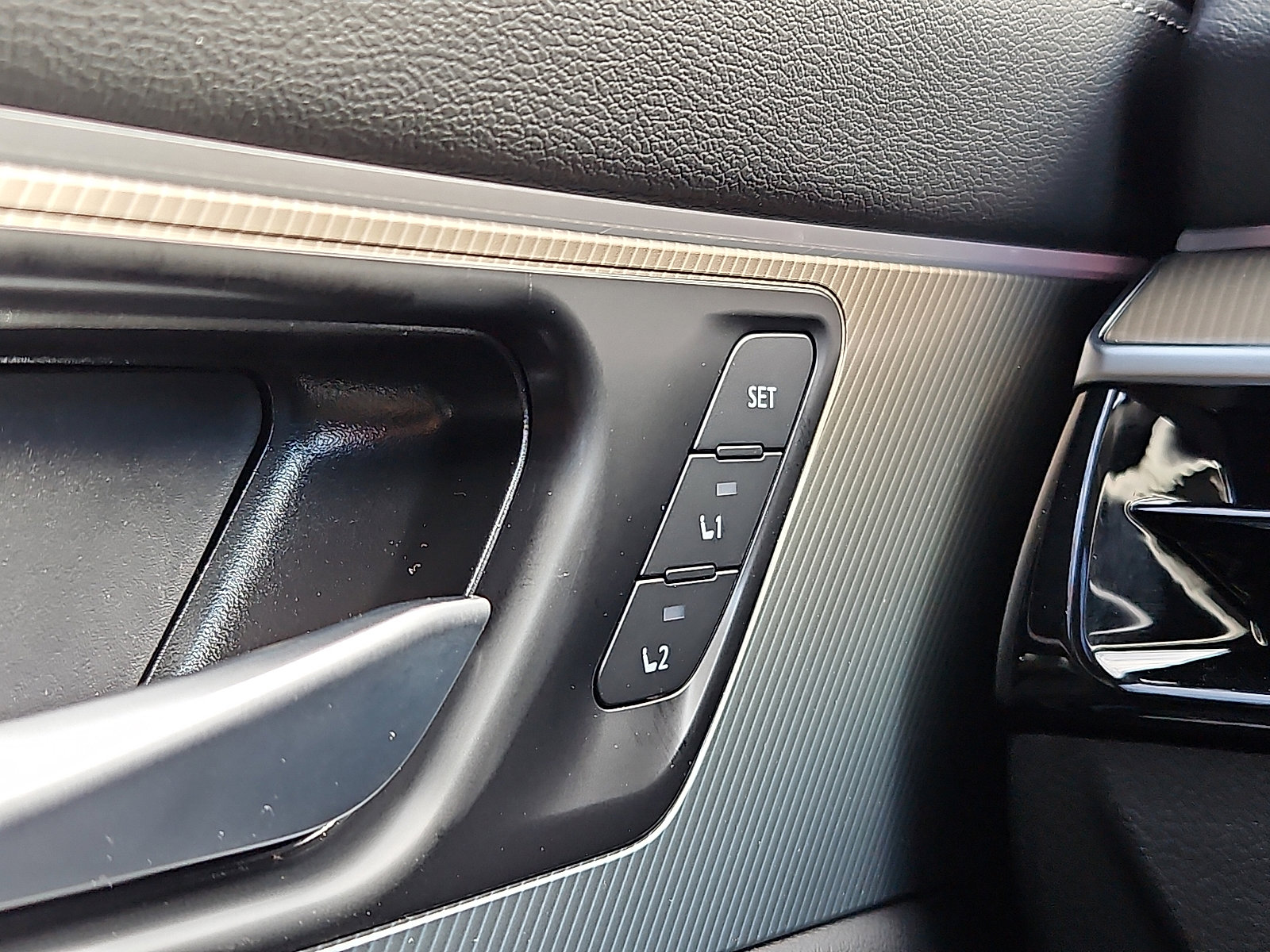 New 2026 Nissan Murano SL image 19