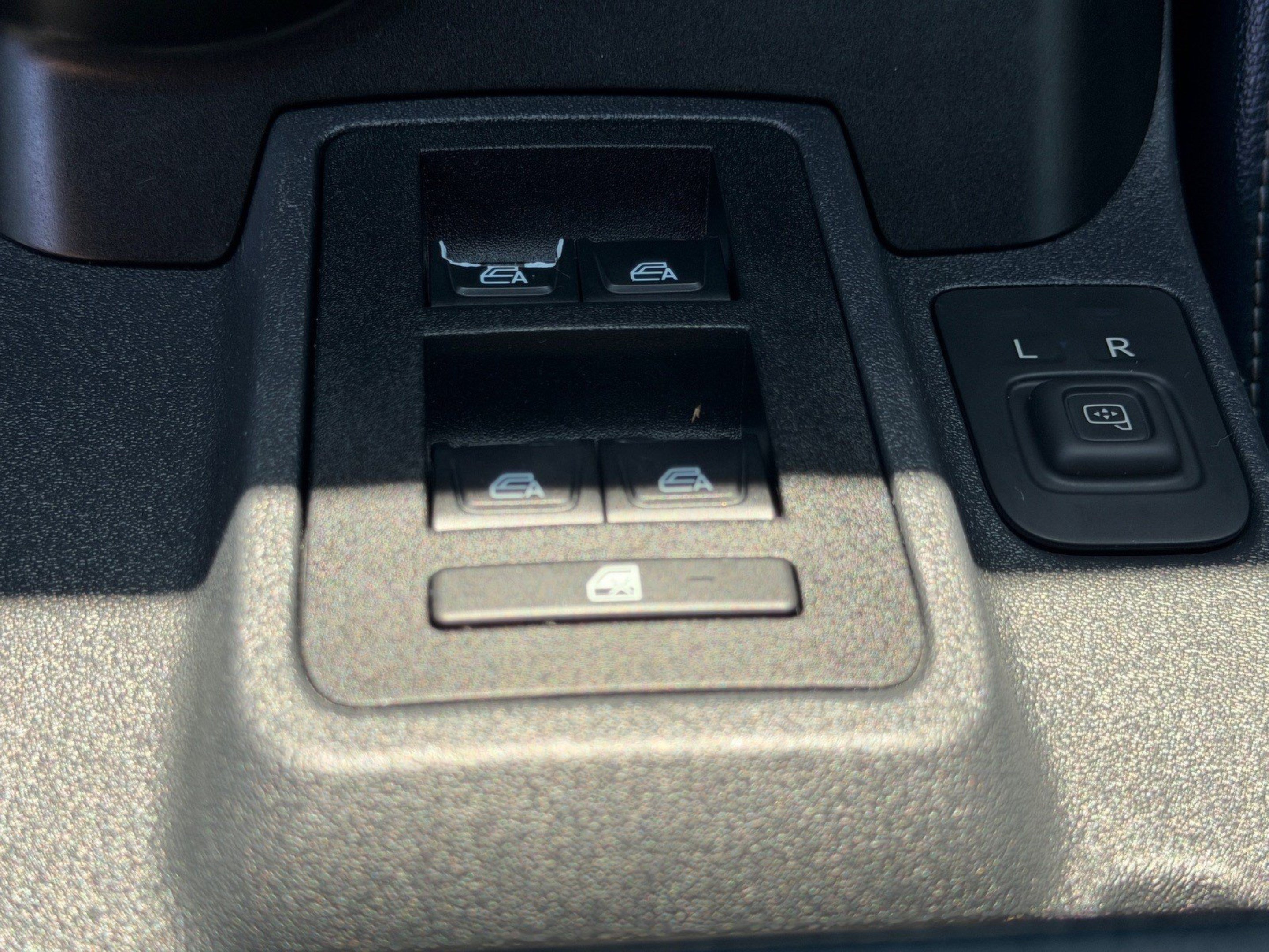 Used 2021 Ford Bronco First Edition AWD/4WD image 26