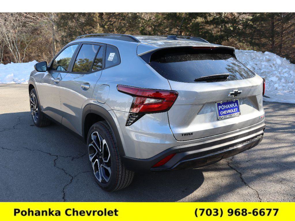 New 2026 Chevrolet Trax RS w/ Driver Confidence Package image 5