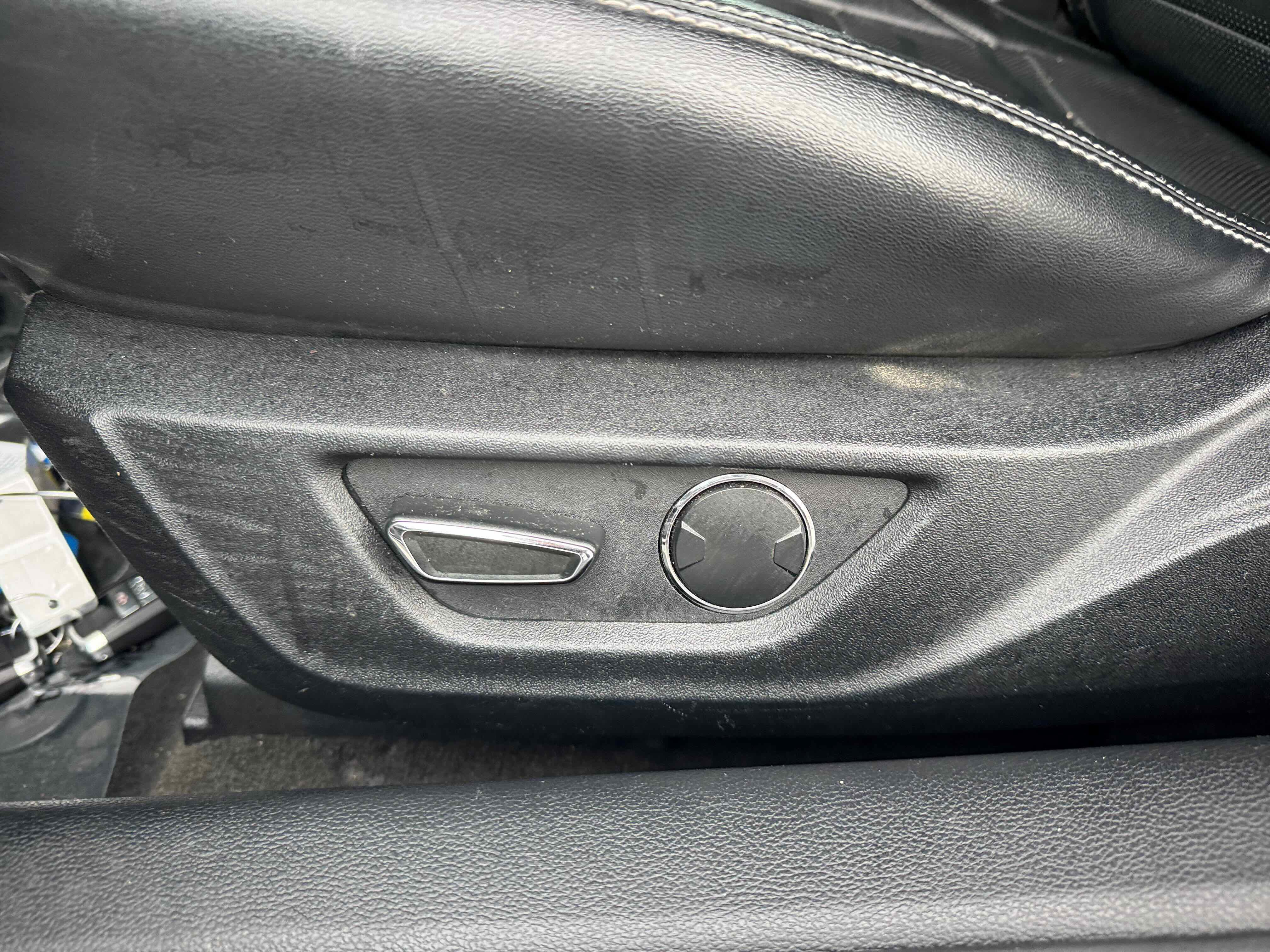 Certified 2018 Ford Mustang Premium w/ Equipment Group 201A image 16