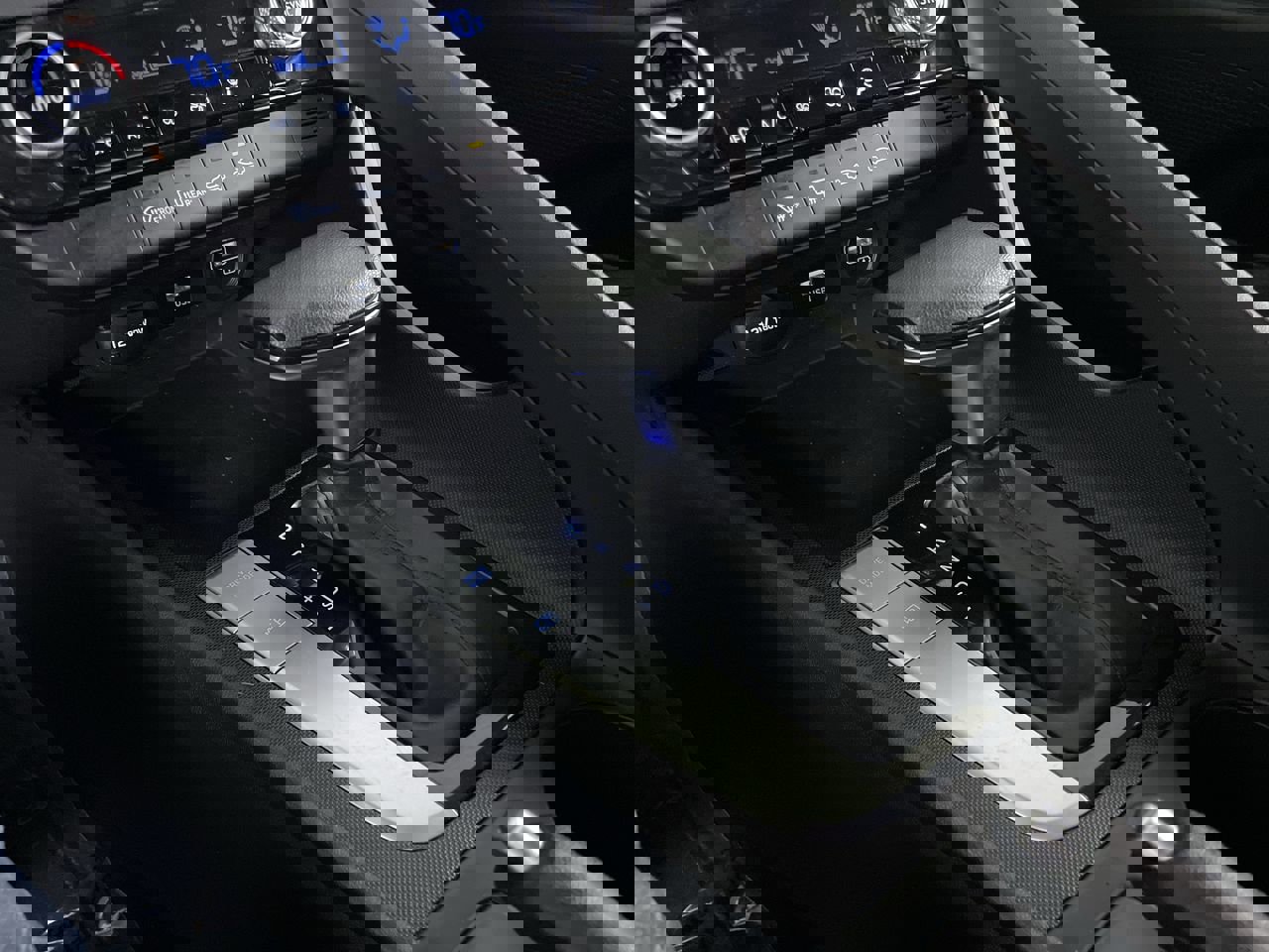 Used 2022 Hyundai Elantra SEL image 17