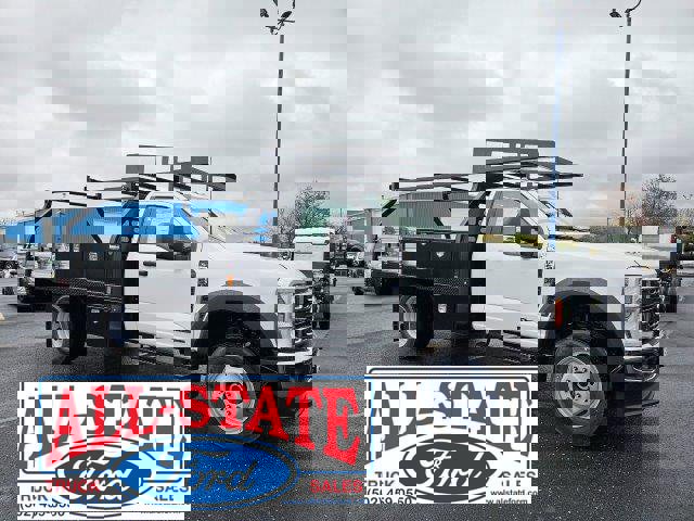 New 2024 Ford F550 4x4 Regular Cab Super Duty image 2