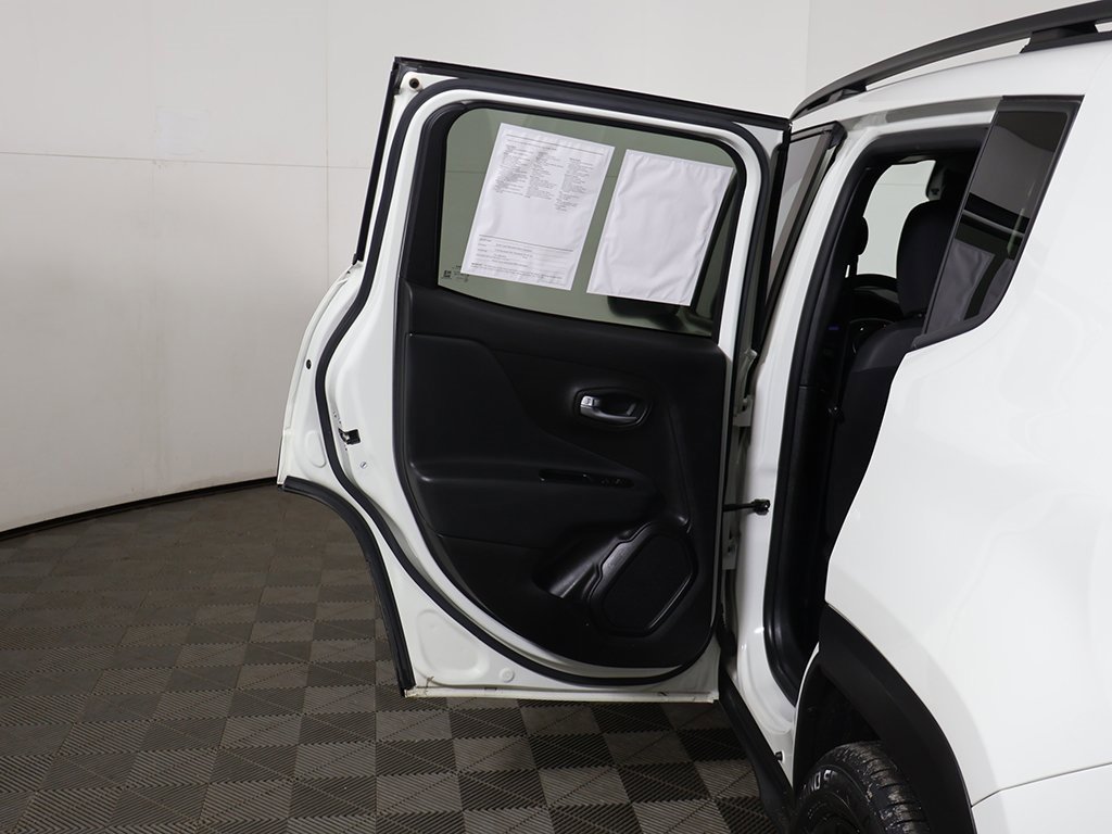 Used 2022 Jeep Renegade Altitude w/ Convenience Group image 20