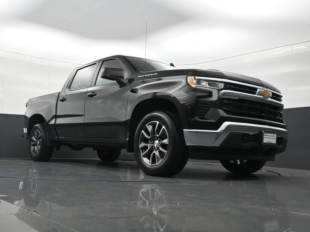 Used 2023 Chevrolet Silverado 1500 LT AWD/4WD image 37