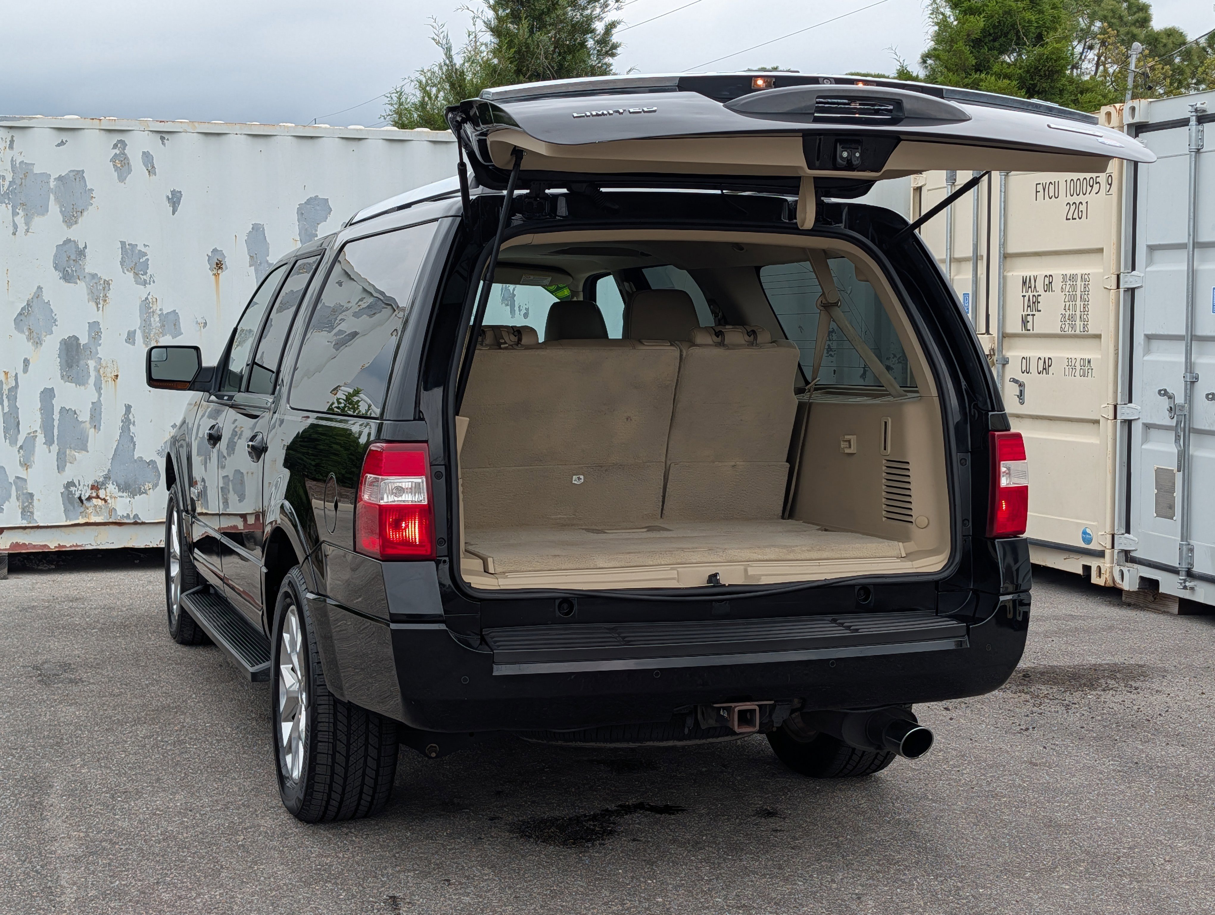 Used 2017 Ford Expedition EL Limited RWD image 13