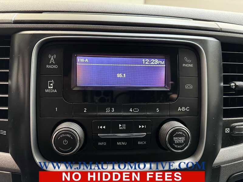 Used 2019 RAM 1500 Express image 22