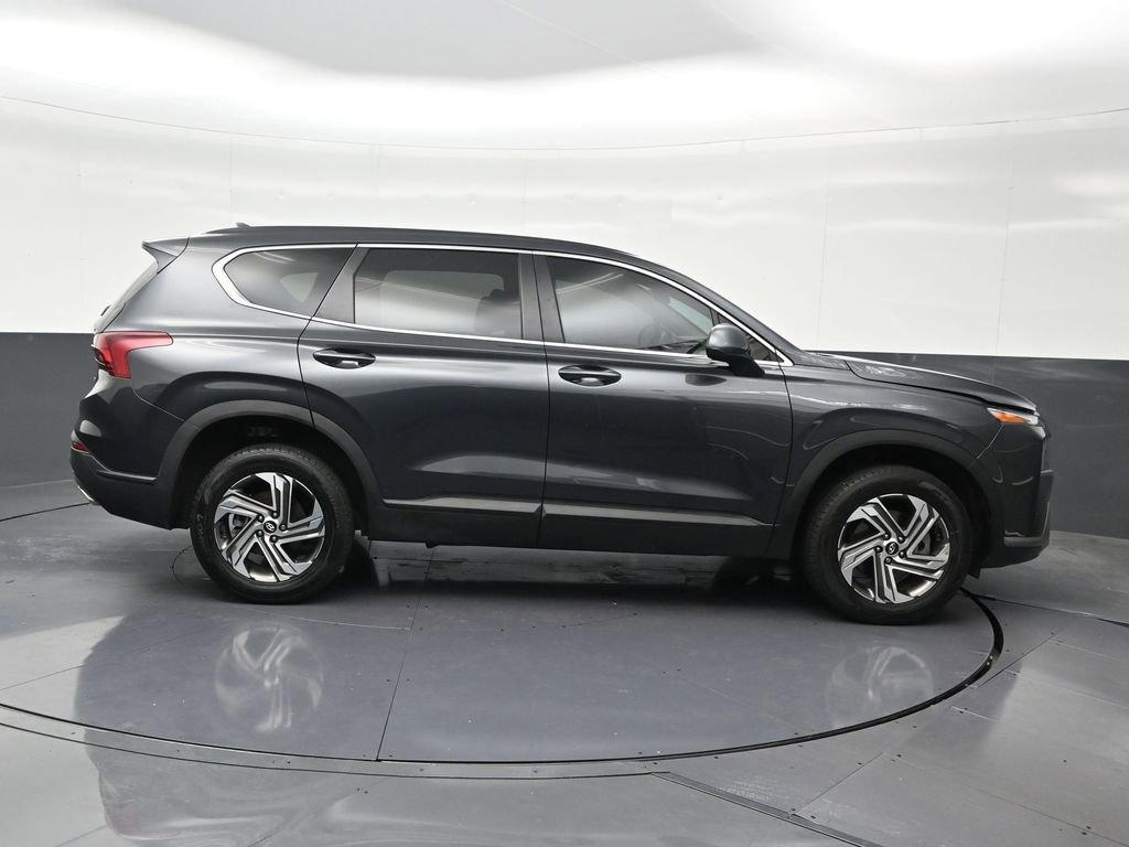 Used 2023 Hyundai Santa Fe SE w/ Cargo Package AWD/4WD image 7