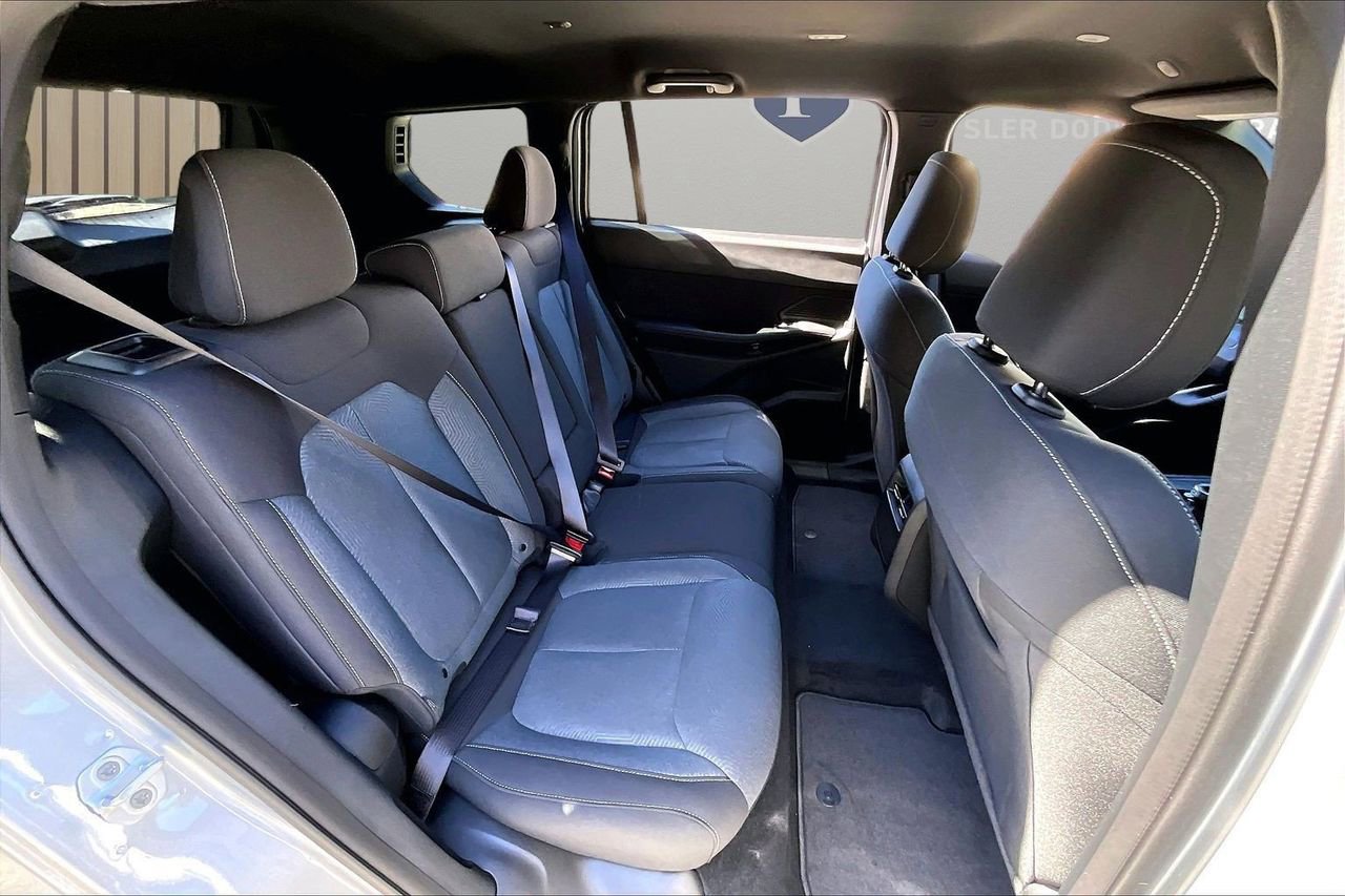 New 2026 Jeep Cherokee Laredo image 20