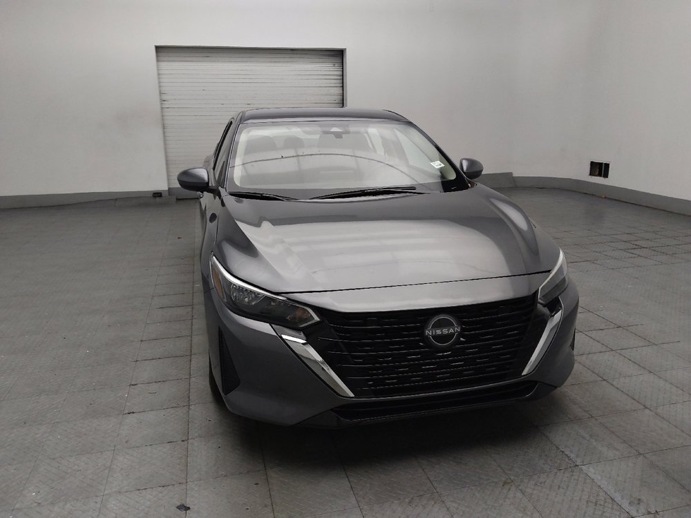 Used 2025 Nissan Sentra SV FWD image 14