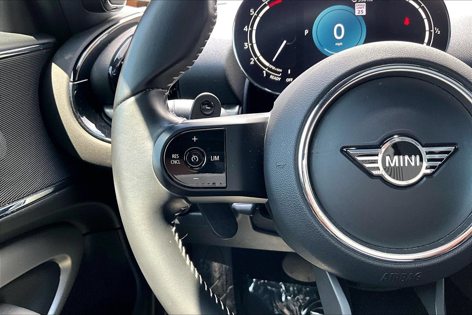 Used 2023 MINI Cooper Clubman S AWD/4WD image 18