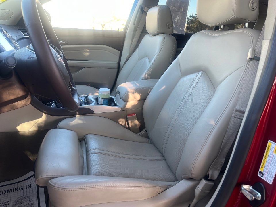 Used 2016 Cadillac SRX Luxury w/ Driver Awareness Package image 30