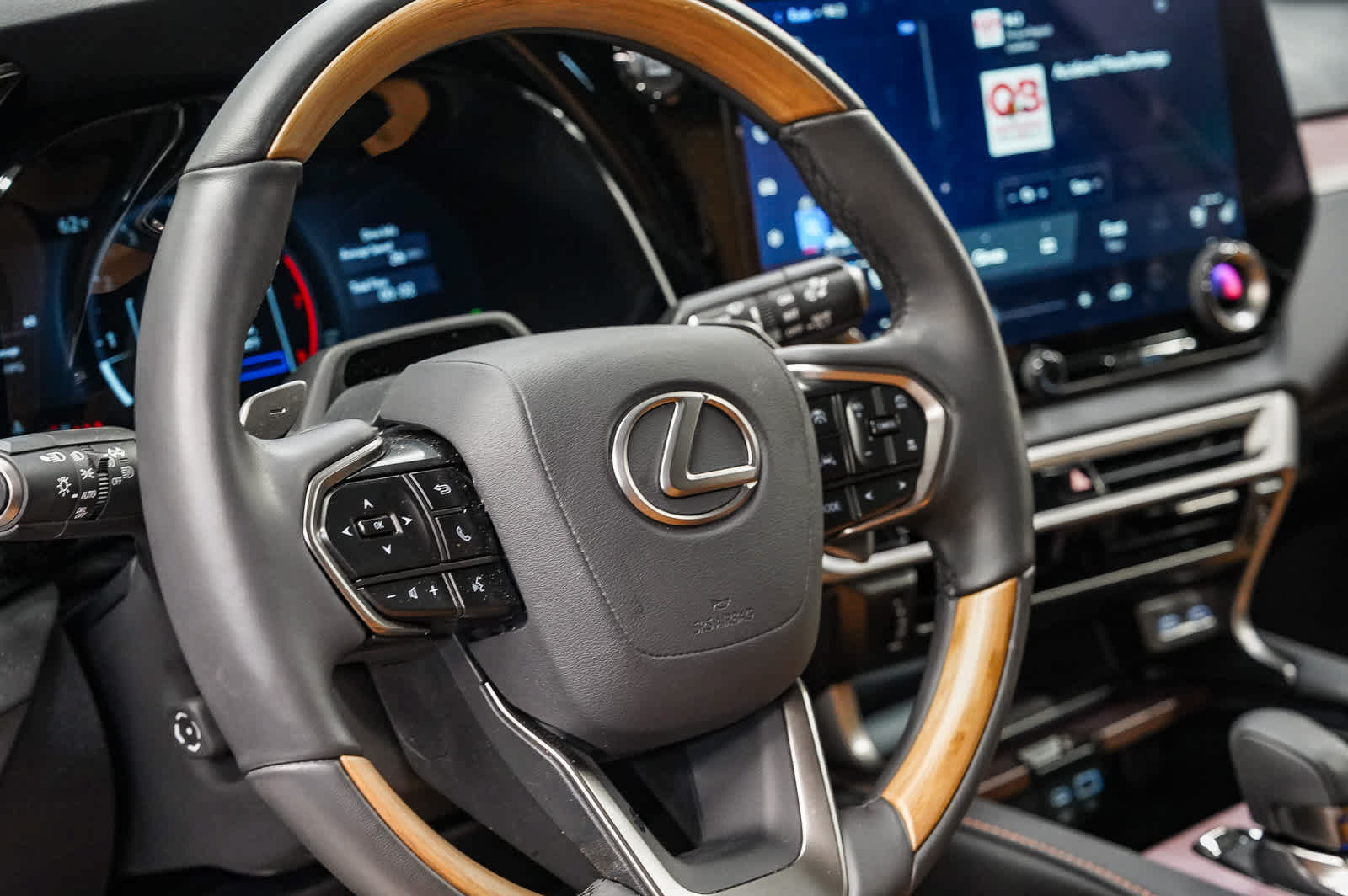 Used 2026 Lexus RX 350 Premium w/ Convenience Package FWD image 21