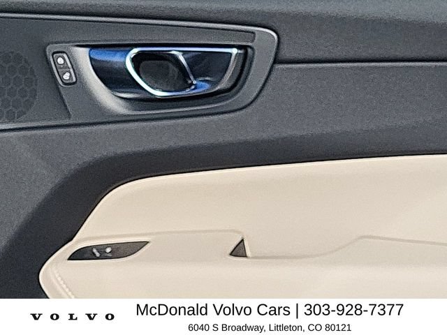 New 2026 Volvo XC60 B5 Plus w/ Protection Package Premier AWD/4WD image 18