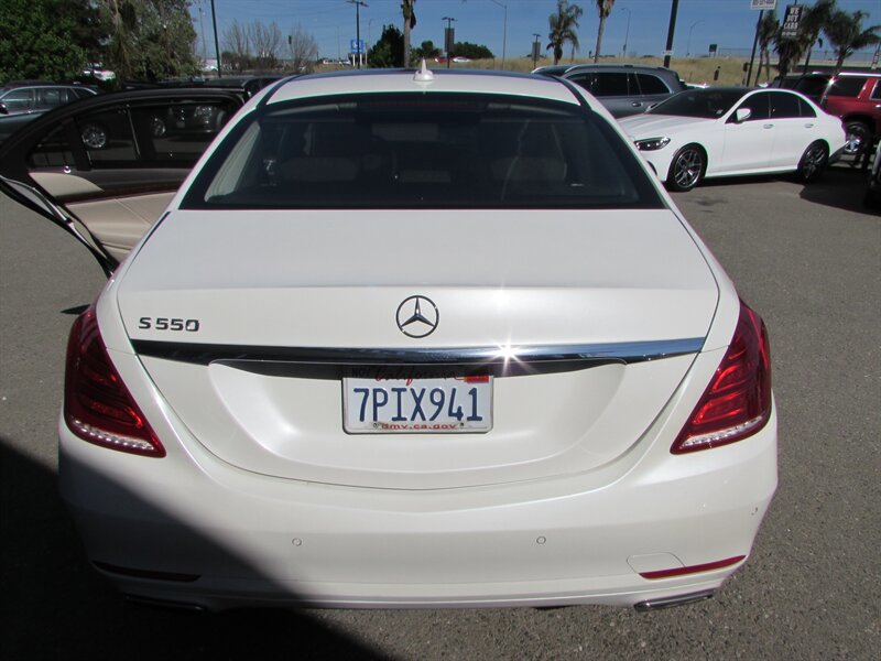 Used 2015 Mercedes-Benz S 550 Sedan image 25