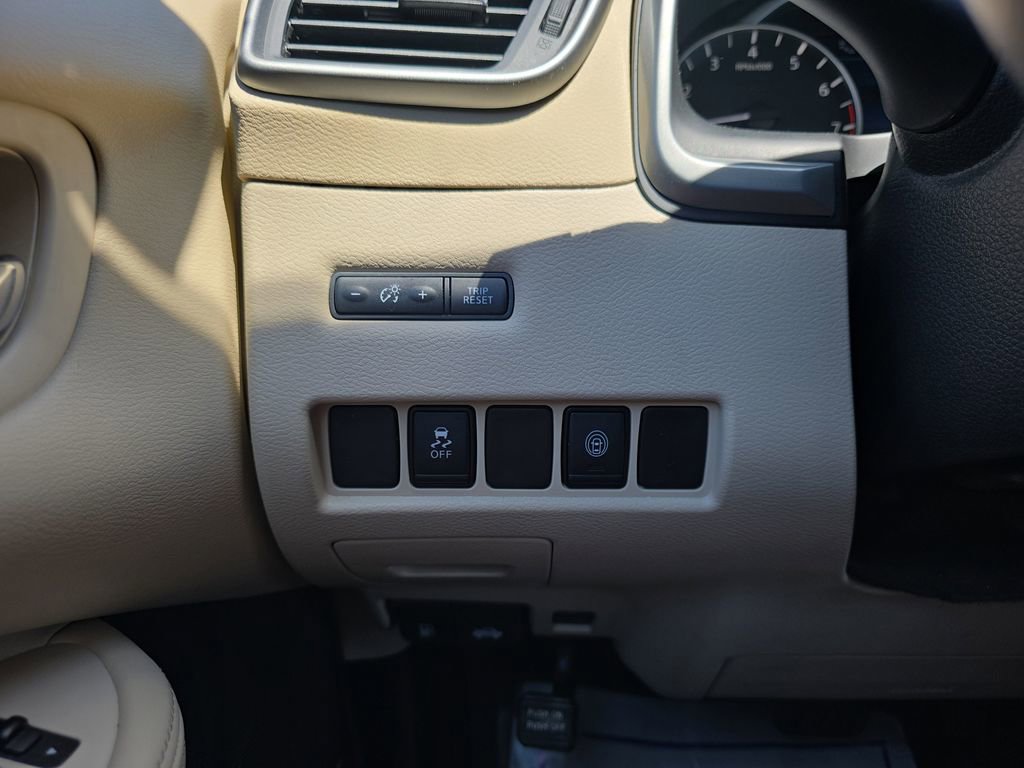 Used 2024 Nissan Murano SV image 20