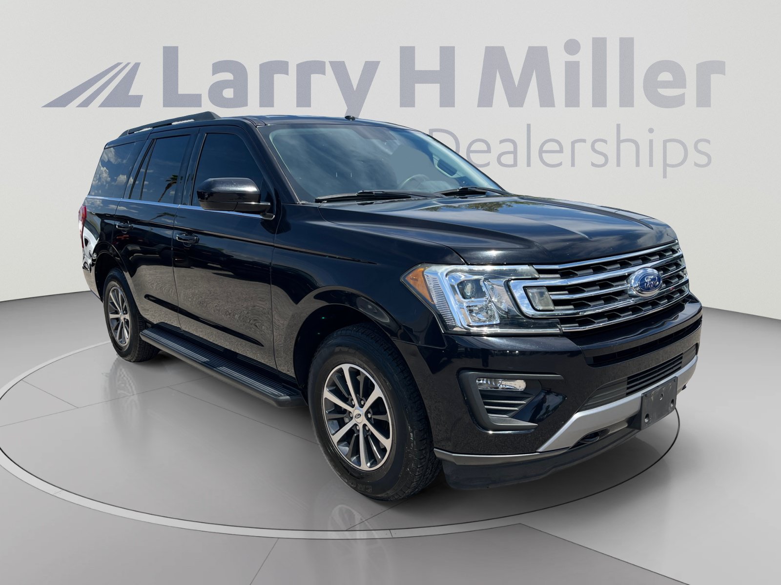 Used 2019 Ford Expedition XLT AWD/4WD image 7