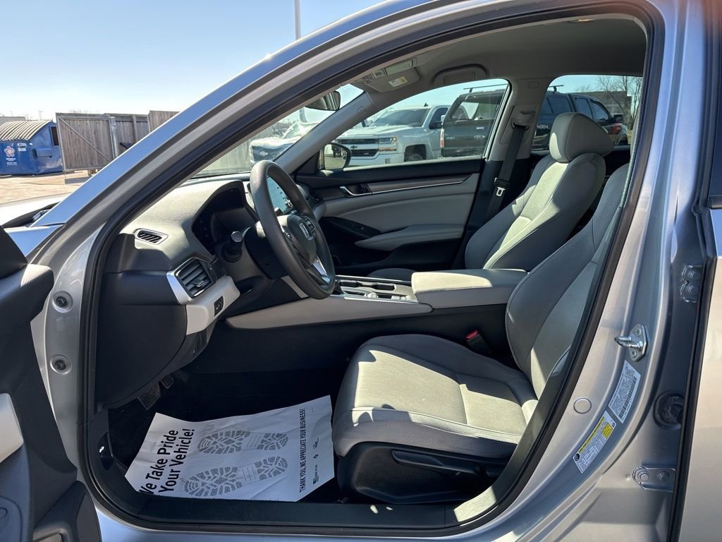 Used 2018 Honda Accord LX image 27