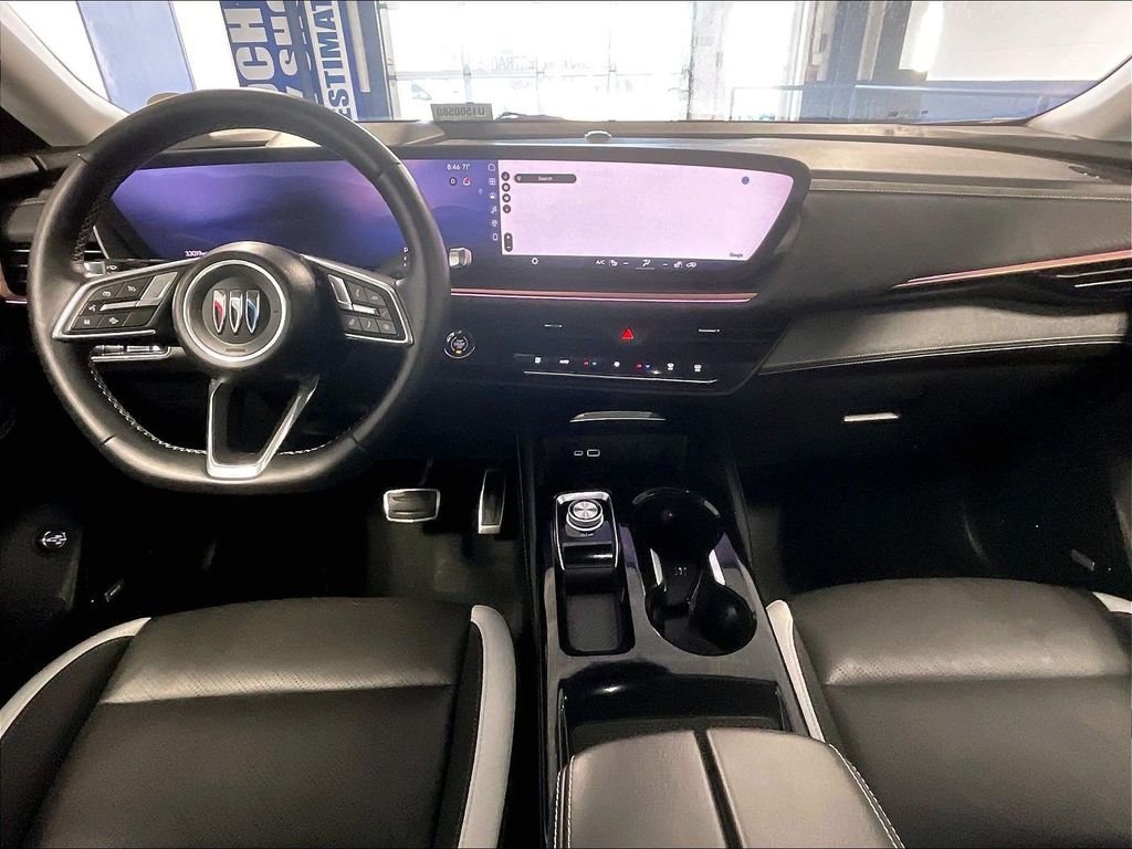 Used 2024 Buick Envision Sport Touring AWD/4WD image 21