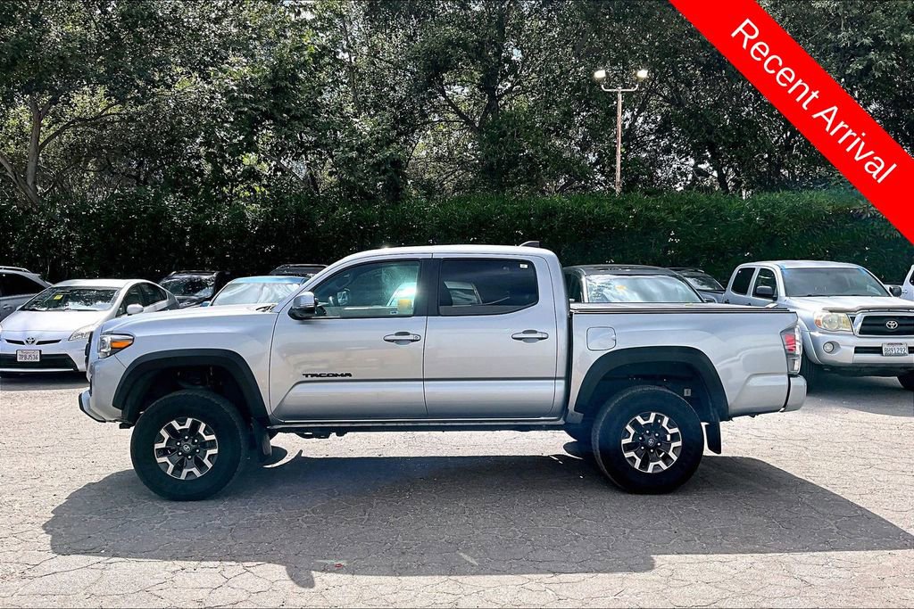 Used 2023 Toyota Tacoma TRD Off-Road w/ TRD Premium Off Road Package AWD/4WD image 7