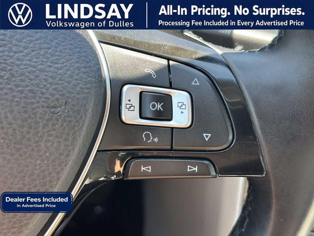 Used 2017 Volkswagen Passat 1.8T SEL Premium FWD image 21