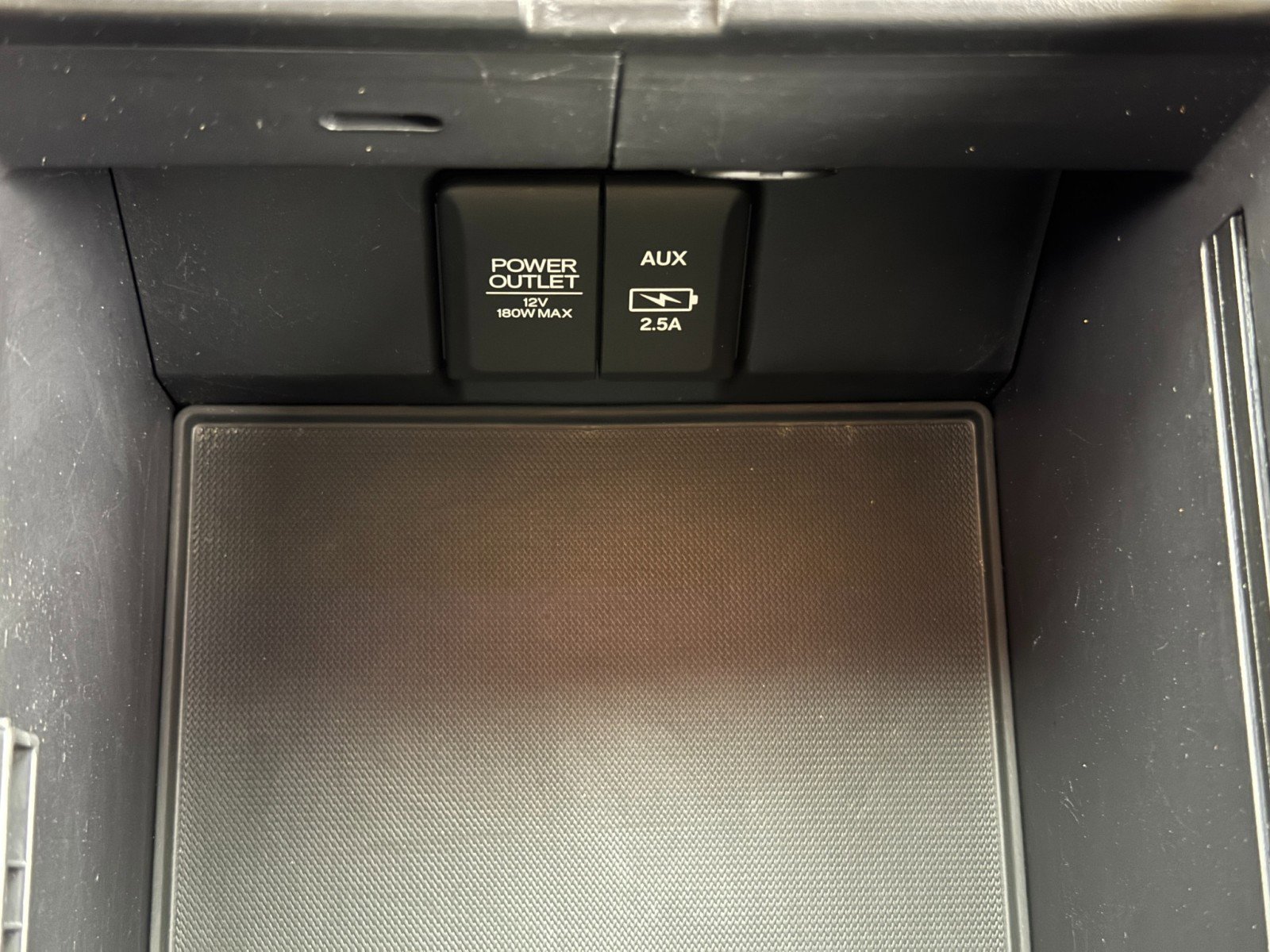 Used 2020 Honda Pilot Touring image 29
