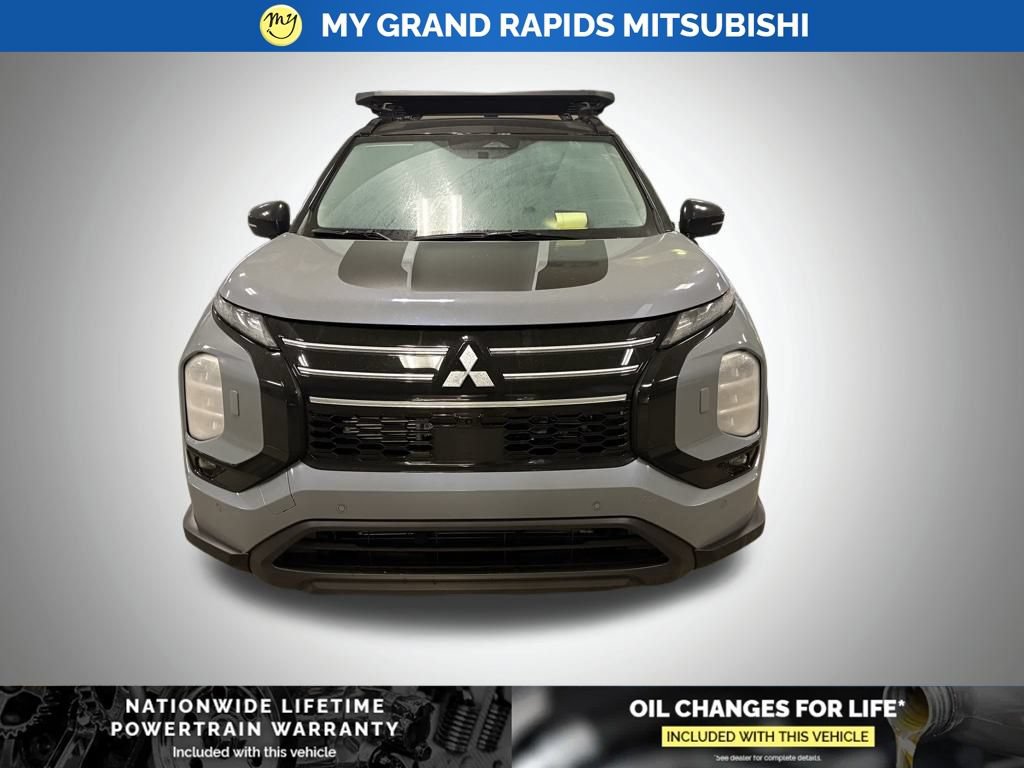 New 2026 Mitsubishi Outlander AWD image 8