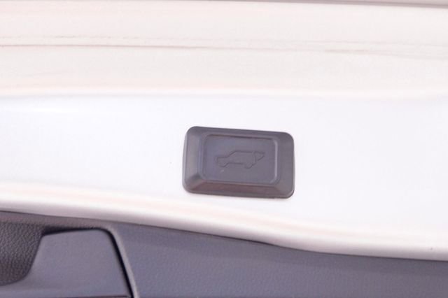 Used 2019 Toyota RAV4 XLE image 21