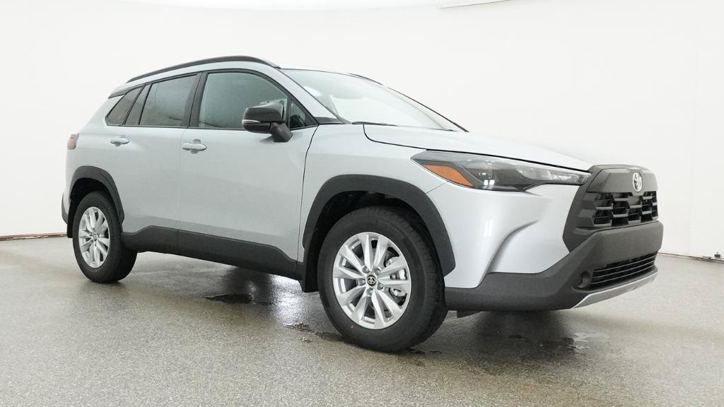 New 2026 Toyota Corolla Cross LE FWD image 32