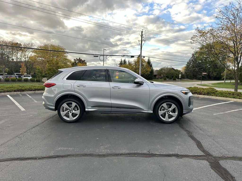 New 2025 Audi Q5 Premium Plus image 8