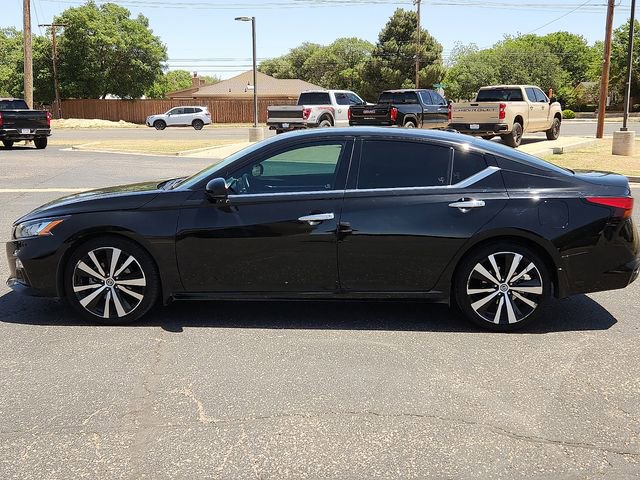 Used 2019 Nissan Altima 2.5 Platinum FWD image 2