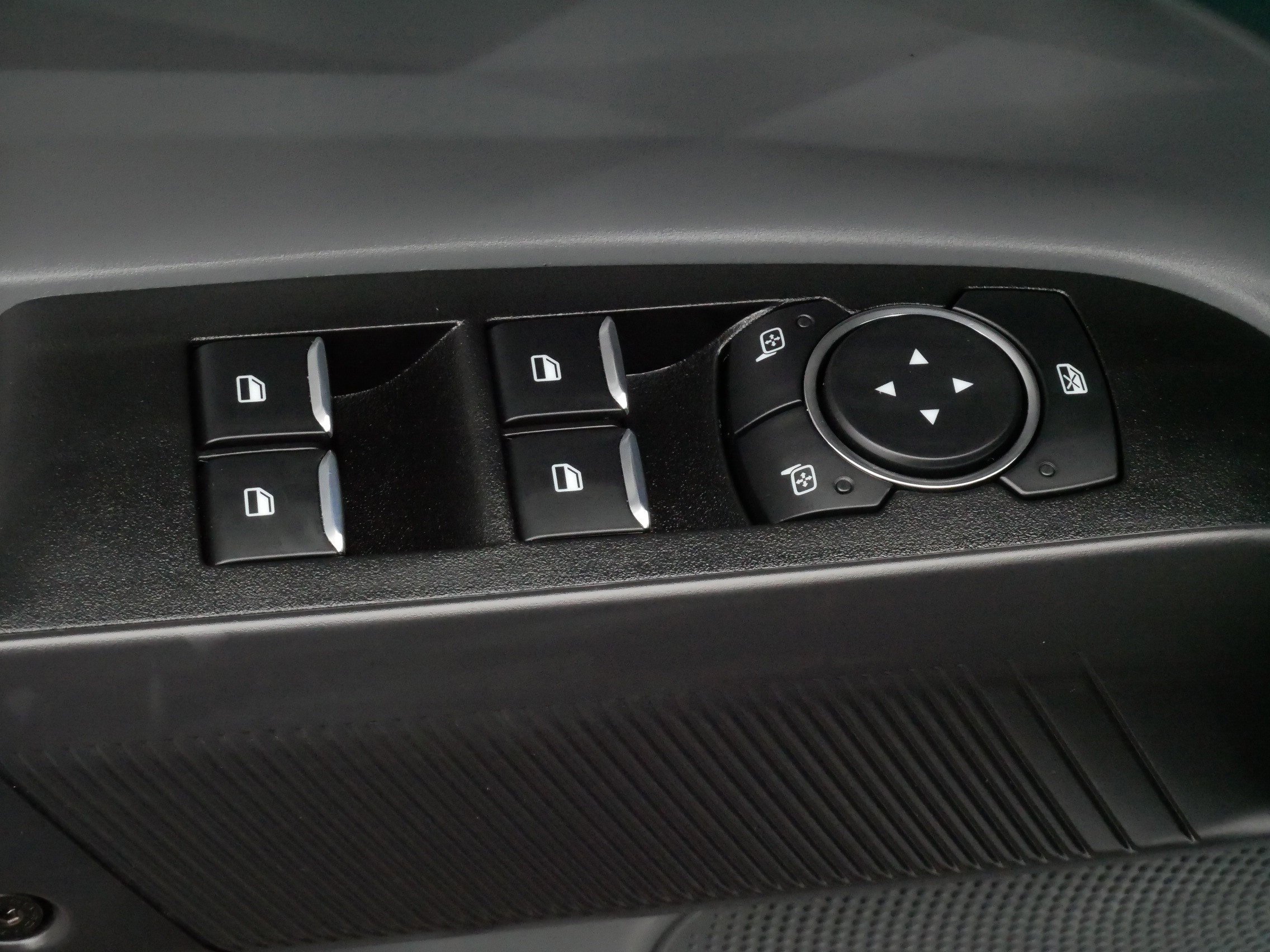 Used 2025 Ford Maverick XLT w/ XLT Luxury Package image 18