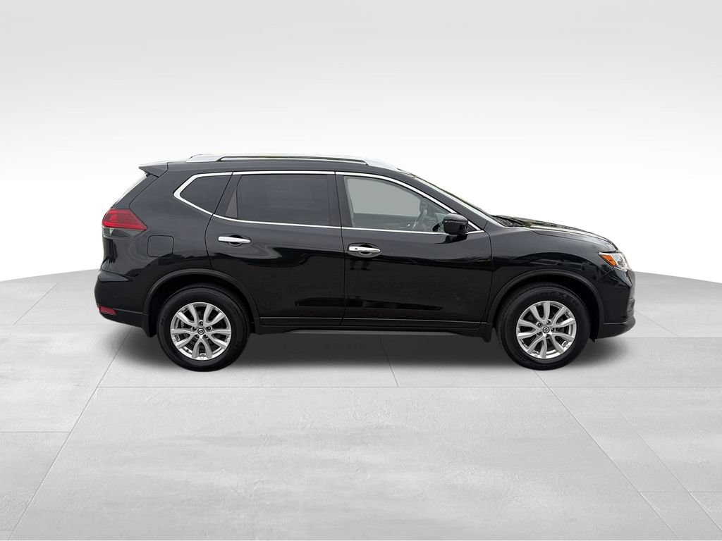 Used 2018 Nissan Rogue SV AWD/4WD image 7