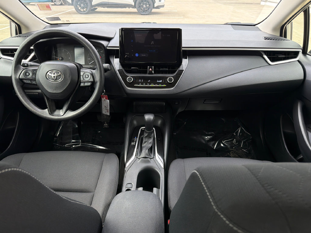 Used 2025 Toyota Corolla LE FWD image 12