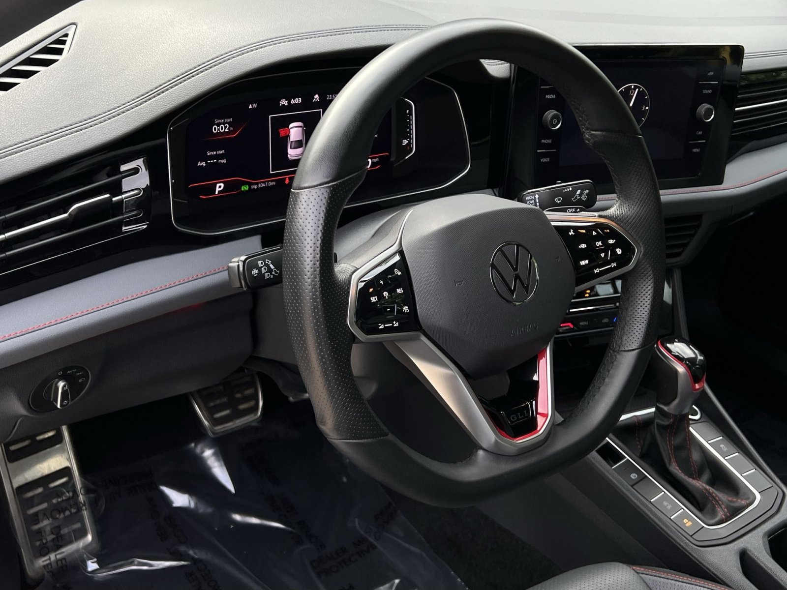 Used 2025 Volkswagen Jetta GLI Autobahn FWD image 21