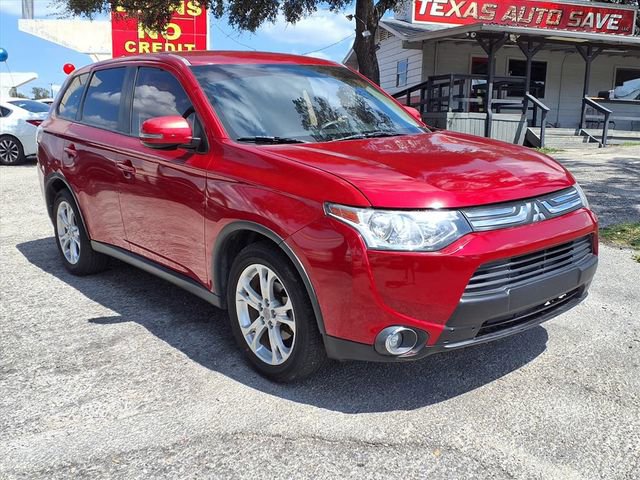 Used 2015 Mitsubishi Outlander SE