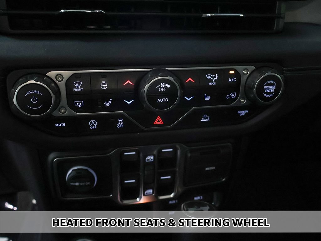 Used 2024 Jeep Wrangler Unlimited Sahara w/ Technology Group AWD/4WD image 6