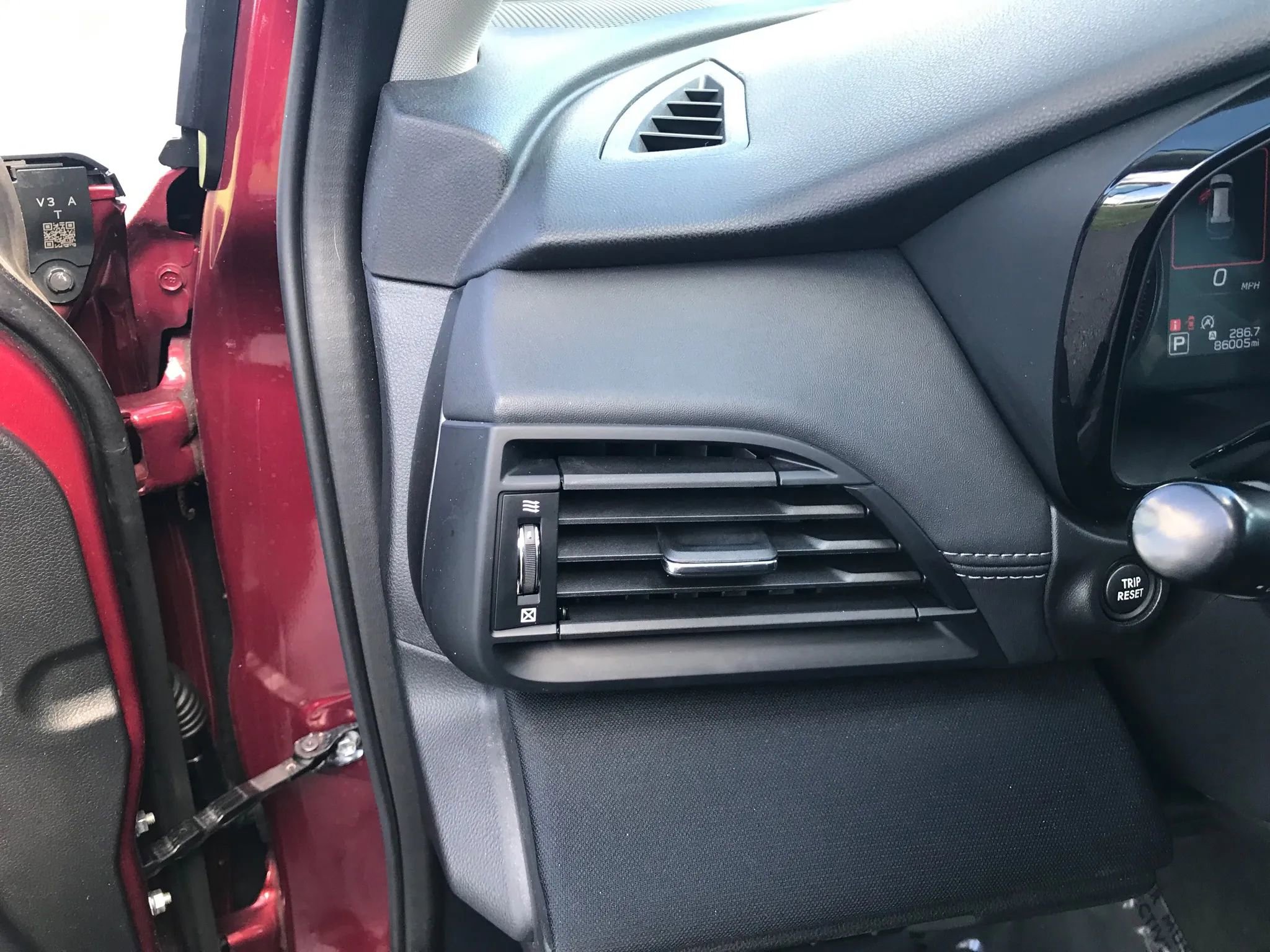 Used 2023 Subaru Outback Premium image 12