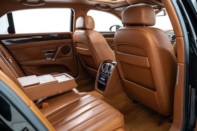 Used 2016 Bentley Flying Spur V8 AWD/4WD image 25
