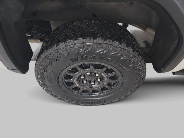 Used 2024 GMC Sierra 1500 AT4X w/ AT4X AEV Edition image 35