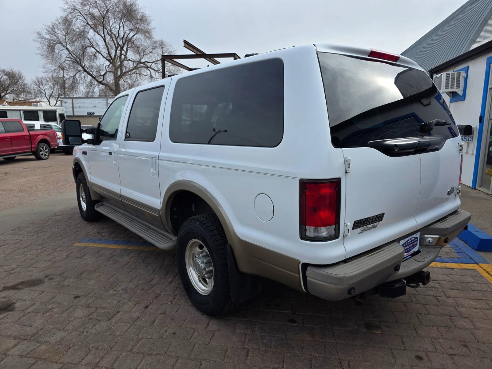 Used 2000 Ford Excursion Limited image 10