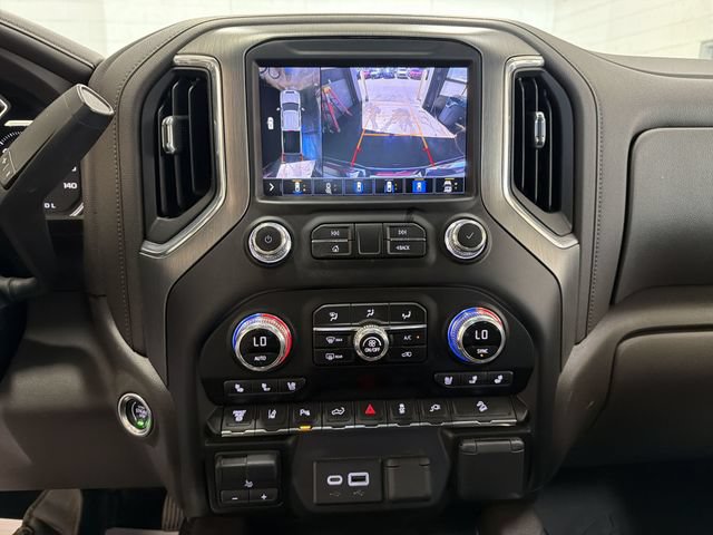 Certified 2022 GMC Sierra 3500 Denali AWD/4WD image 17