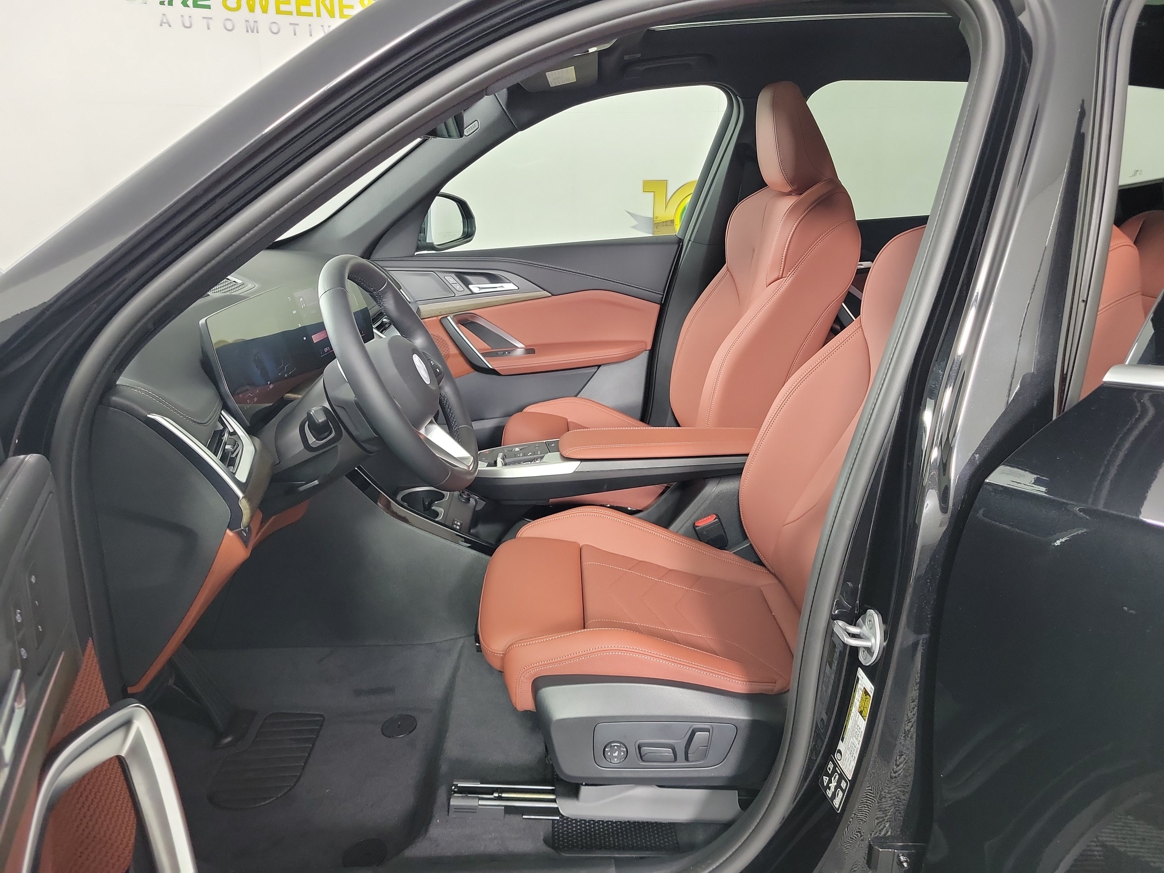 New 2026 BMW X1 xDrive28i w/ Technology Package AWD/4WD image 9