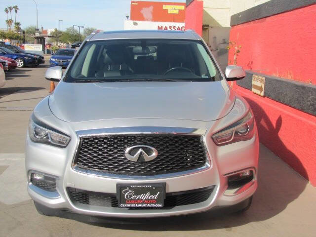 Used 2018 INFINITI QX60 AWD w/ Premium Package image 3