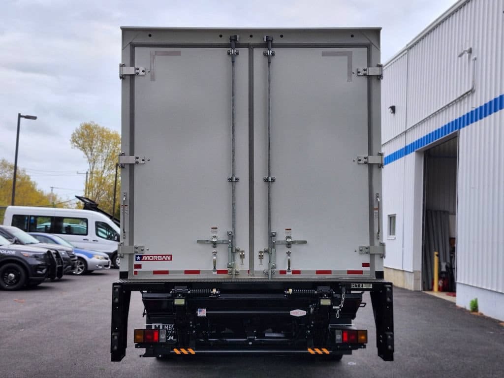 New 2026 Chevrolet Low Cab Forward 6500XD RWD image 4