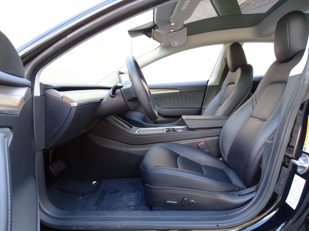 Used 2023 Tesla Model 3 Standard Range RWD image 26