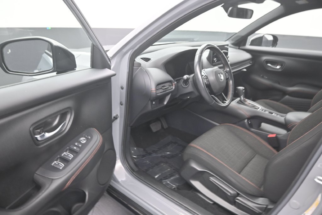 Used 2024 Honda HR-V Sport image 10