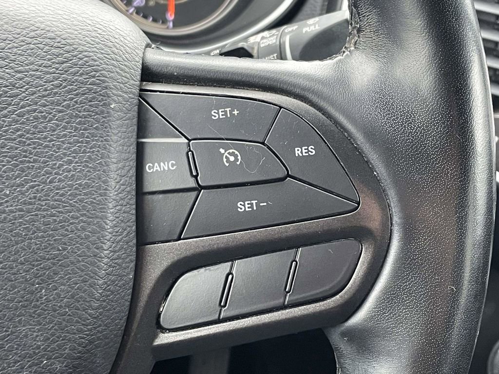 Certified 2021 Jeep Cherokee Trailhawk w/ Comfort/Convenience Group image 31