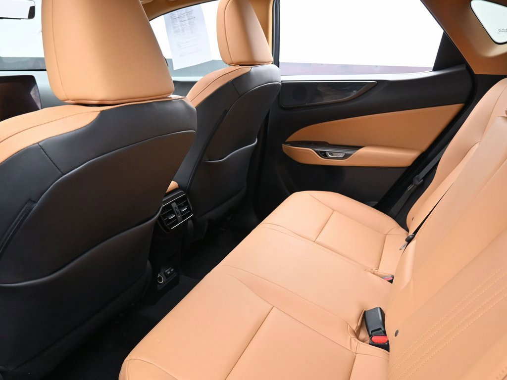 Used 2023 Lexus NX 350h AWD image 28